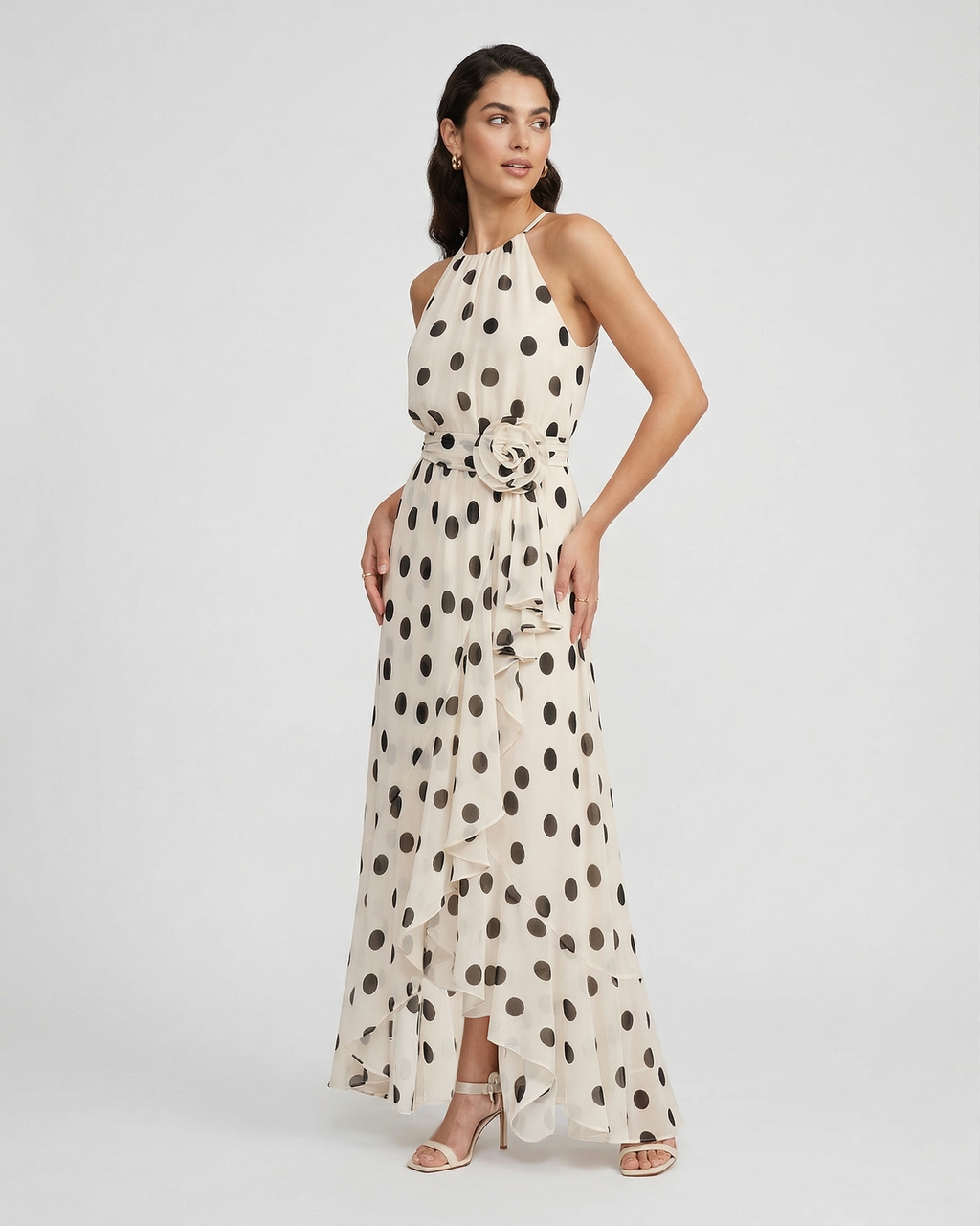 Abito con volant e rosa in tessuto